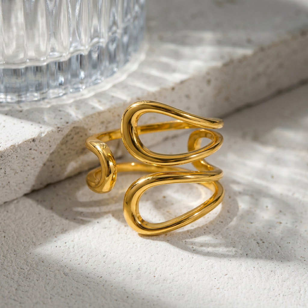 Azura Curve Ring