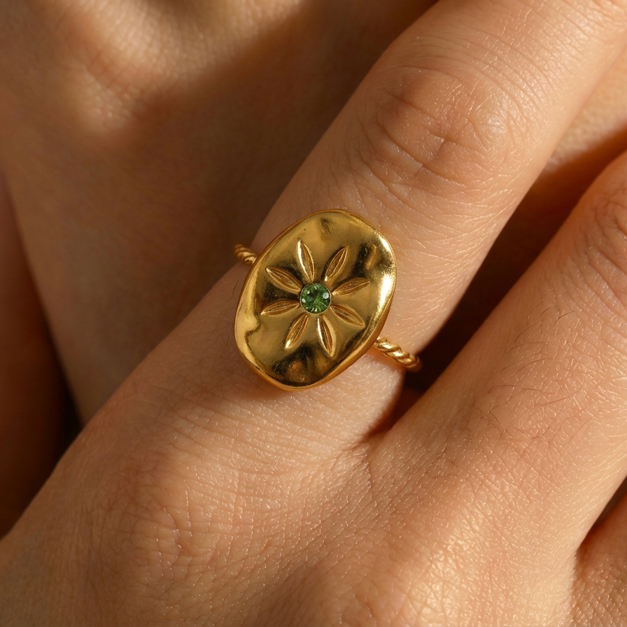 Sunpetal Signet Ring