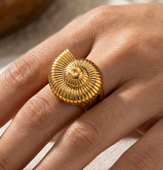 Marina Conch Ring