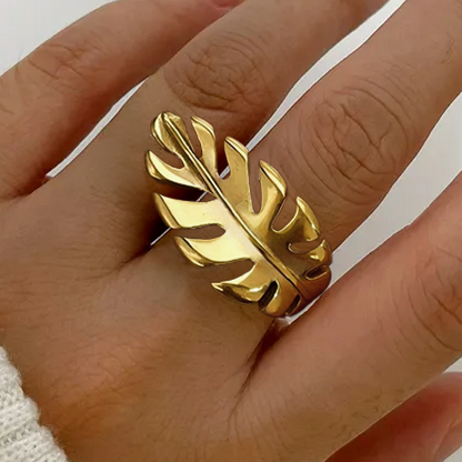 Palm Leaf Statement Ring