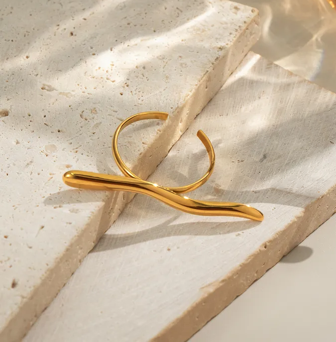 The Drift Ring