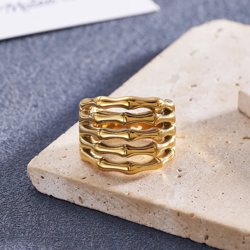 Vera Ridge Statement Ring