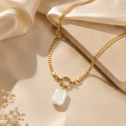 Luna Clasp Necklace