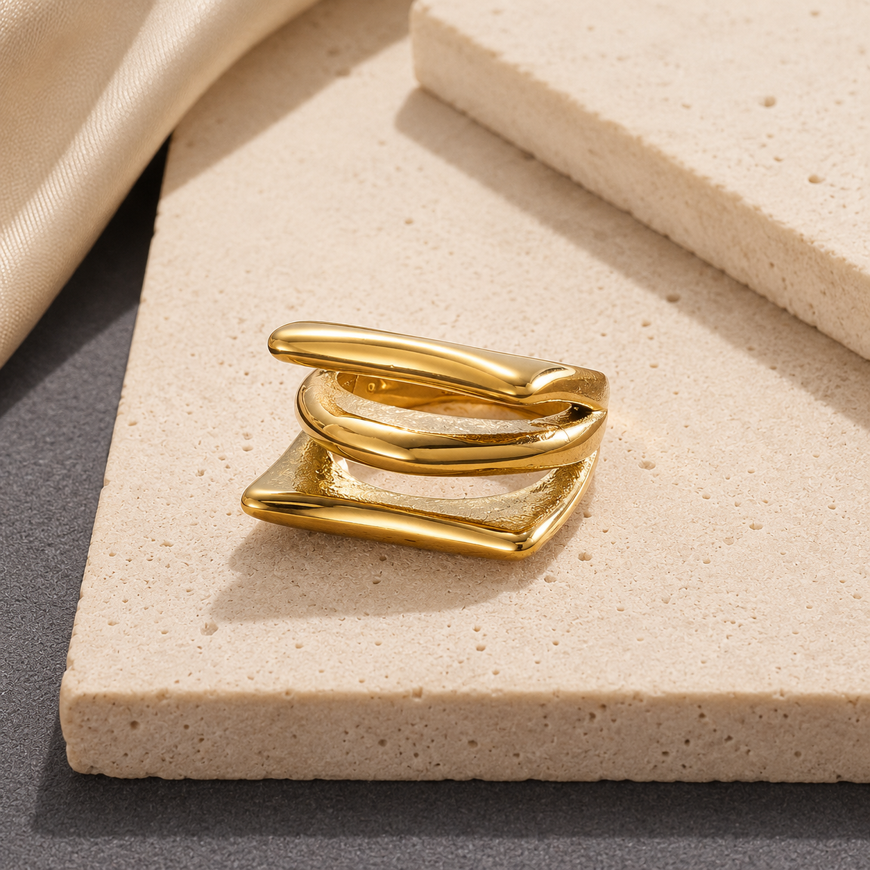 Seraya Ring