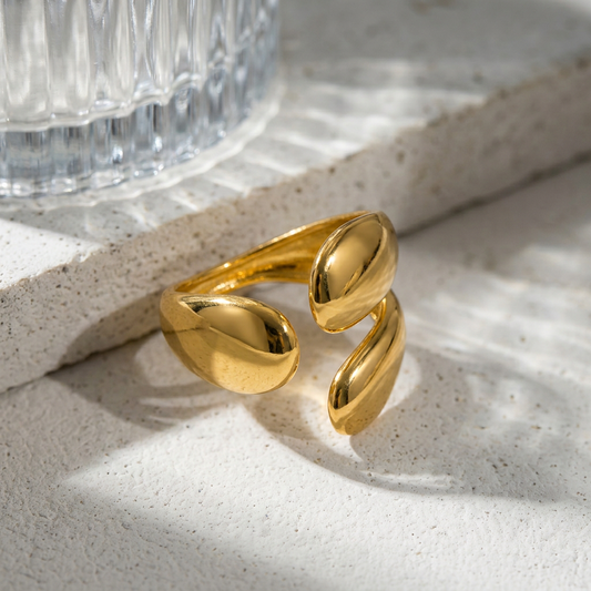Pebble Trinity Ring