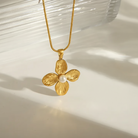 Elara Bloom Pendant