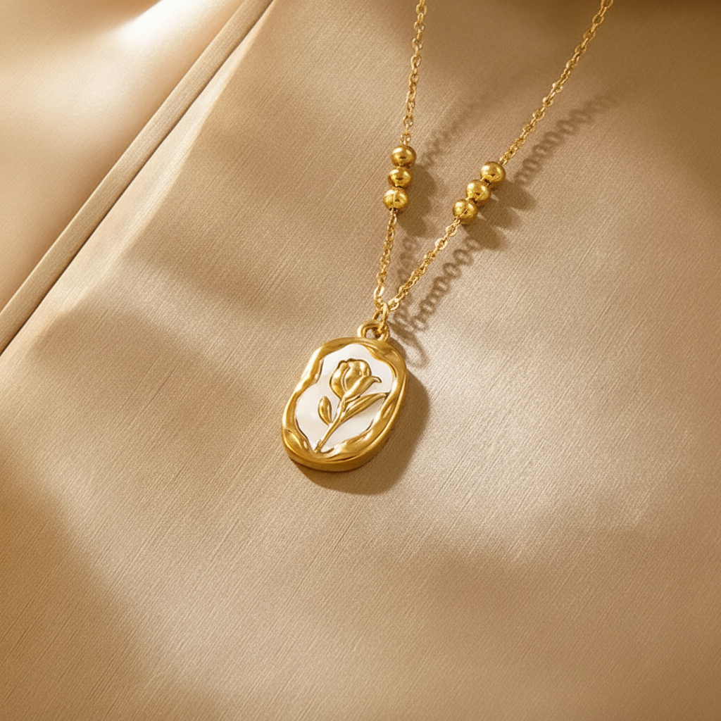 Roselle Necklace