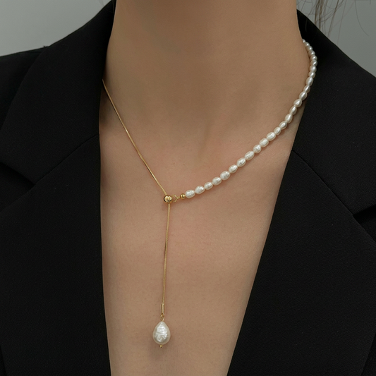 Pearlique Necklace