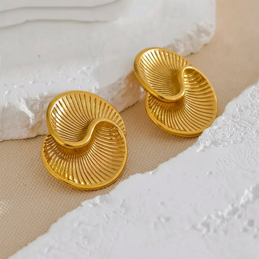 Shell Wave Studs